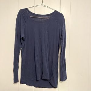 Lululemon dark blue top